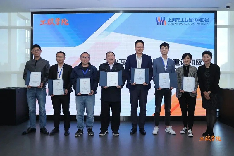 人才培養(yǎng) 逐夢青年